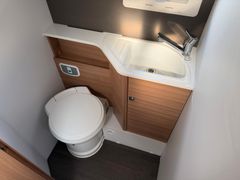 Adria Matrix 670 SL Plus, Sat, TV,Navi,Rückfk.,150 PS