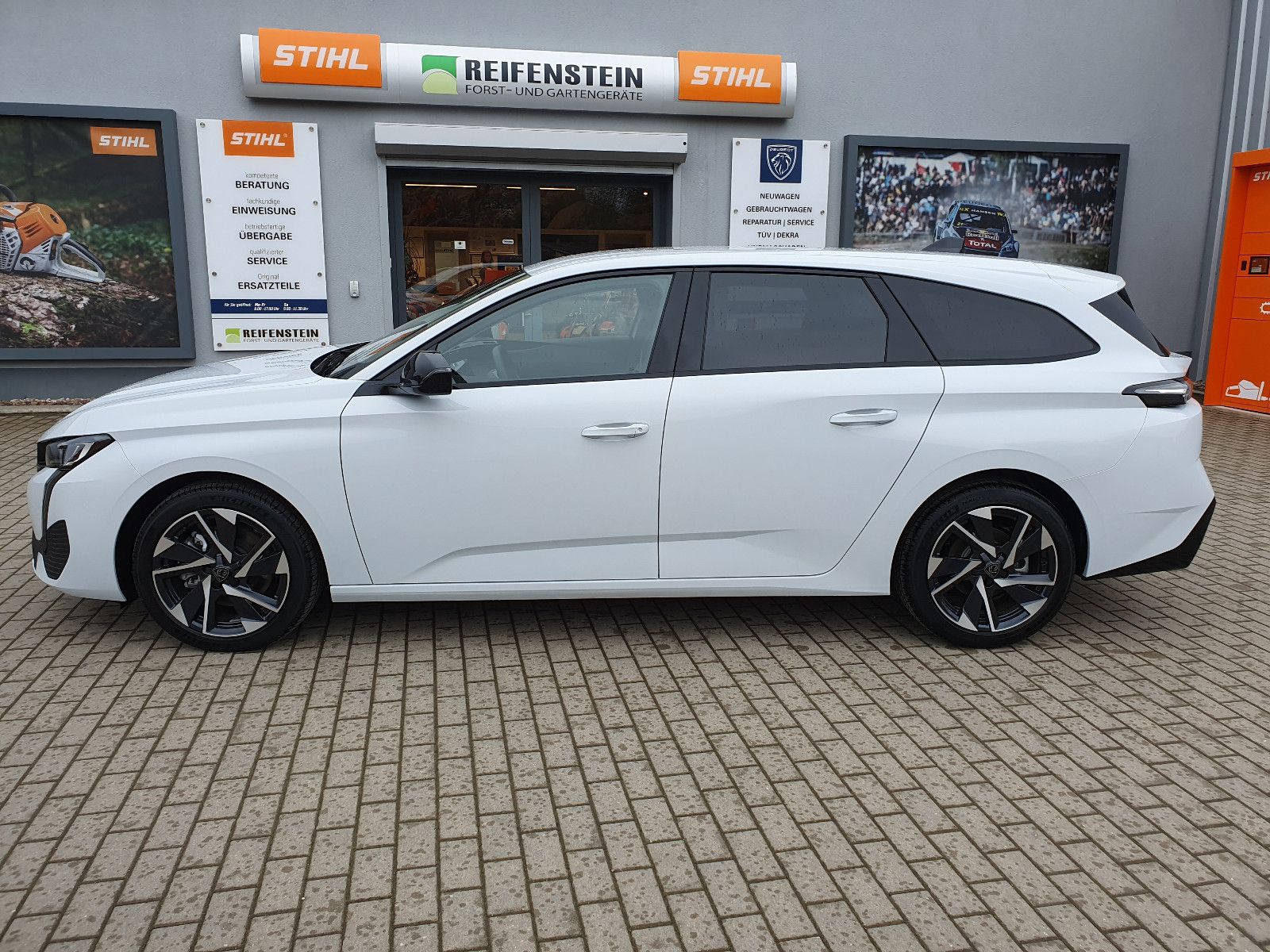 Peugeot 308 SW Allure HDI 130 SITZHZ 360°K ACC LENKRADHZ imagem 2