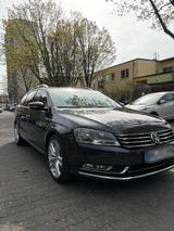 Volkswagen VW Passat 2.0 TDI Automatik 2012 - Volkswagen Passat aus 2012: Kombi