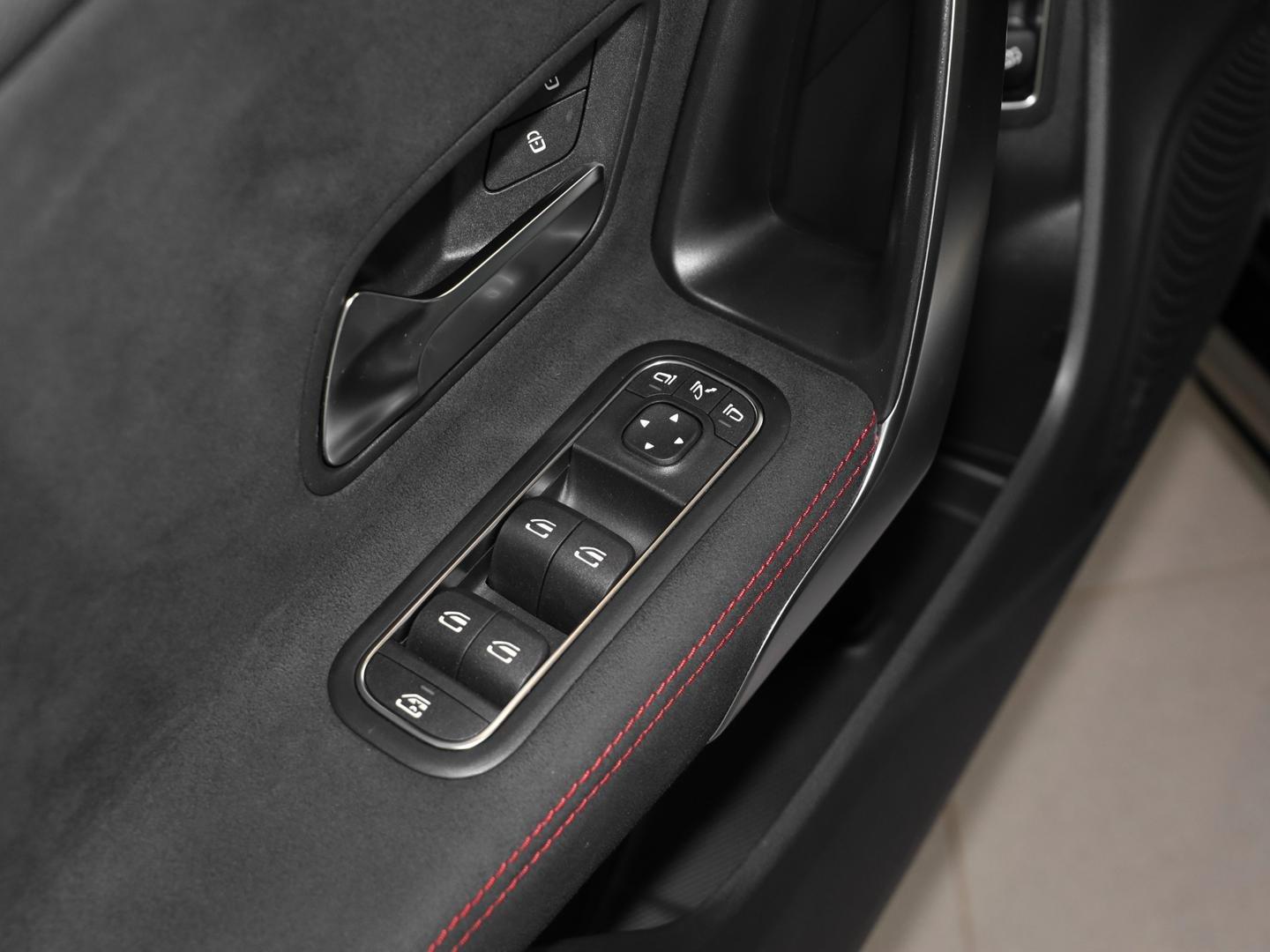 Mercedes-Benz CLA 200 SB AMG Rückfahrkamera Ambiente MBUX LED
