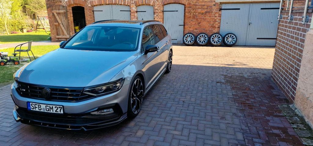 Image of Volkswagen Passat Variant