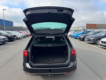 Volkswagen Passat - 8