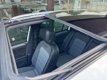 Bild 11 VW Tiguan R-Line 2.0 TSI 4M DSG AHK DCC Pano-SD Nav