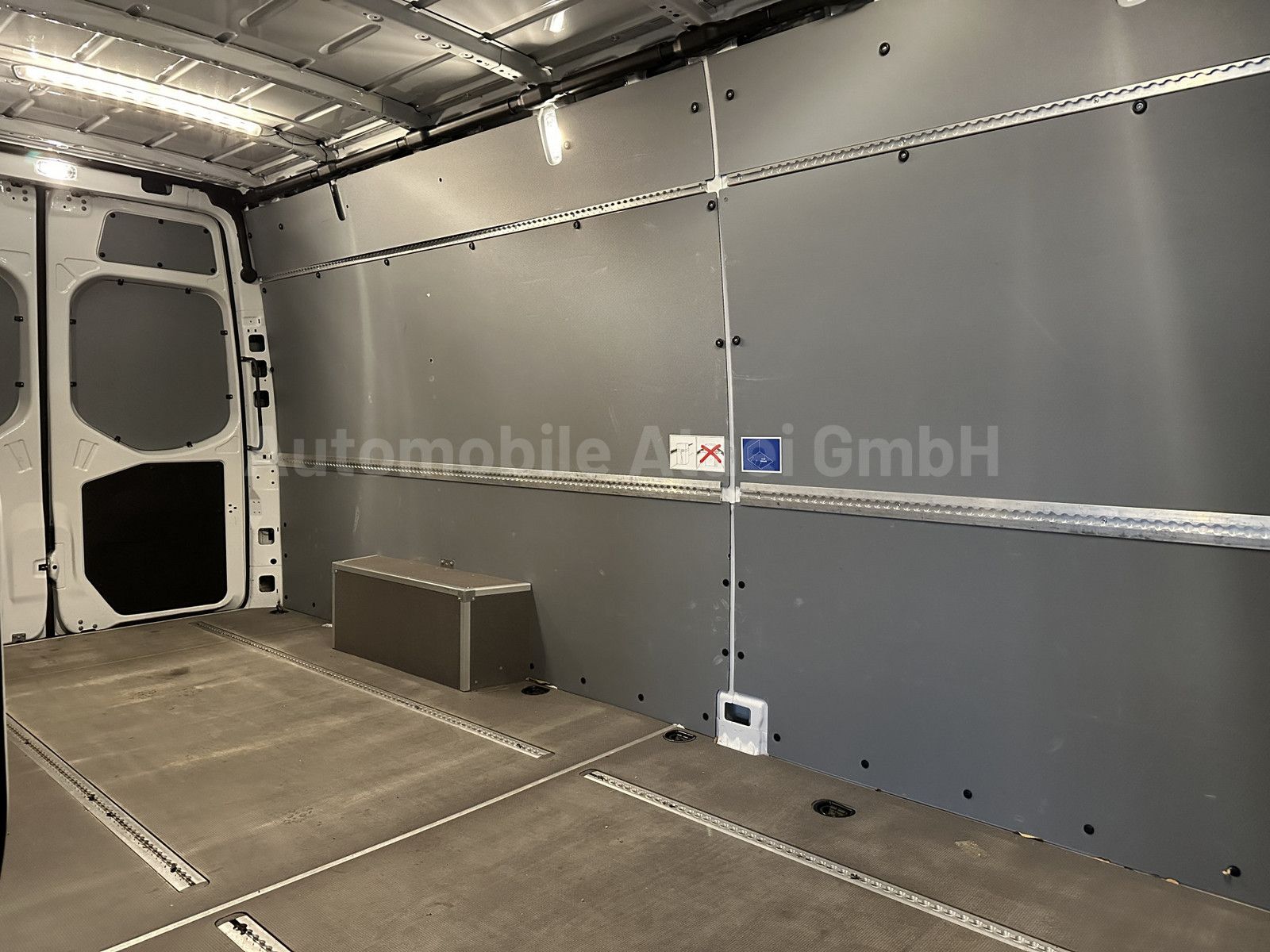 Fahrzeugabbildung Mercedes-Benz Sprinter 315 *MAXI* 360° KAMERA+ NAVI 3001