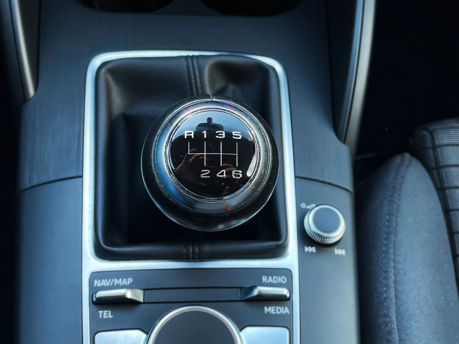 Fahrzeugabbildung Audi A3 SPORTBACK 150 PS SPORT NAVI BI-XENON DSP 18''