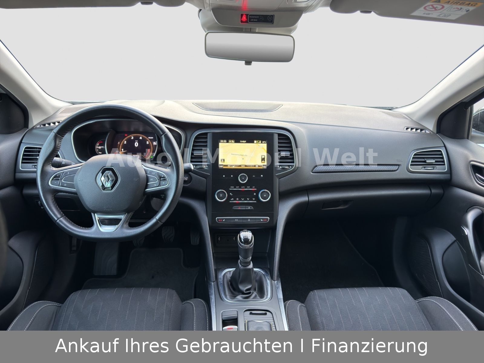 Fahrzeugabbildung Renault Megane IV Grandtour Limited 1.Hand SHZ/ALU/TMPMT