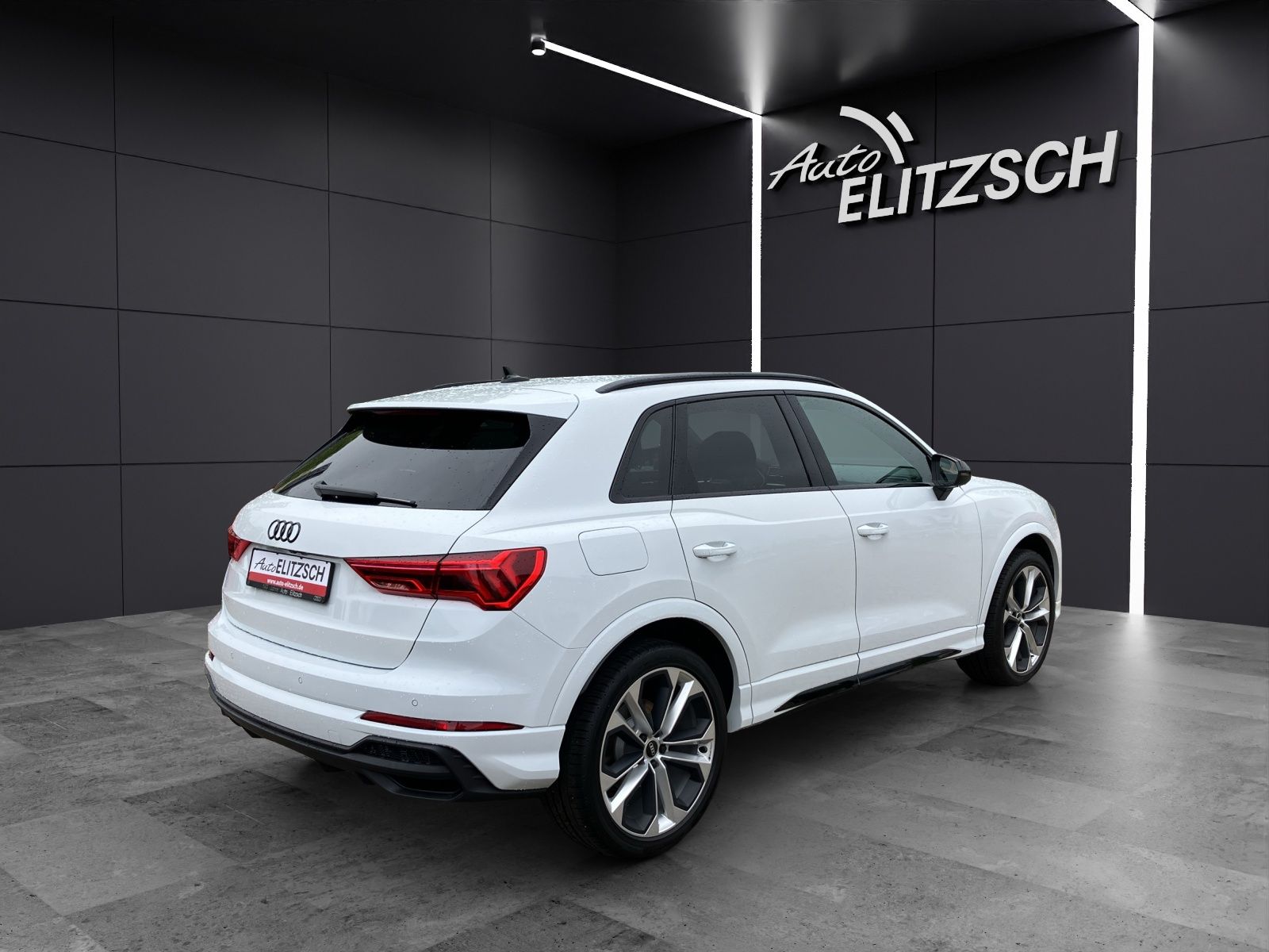 Fahrzeugabbildung Audi Q3 35 TFSI S line