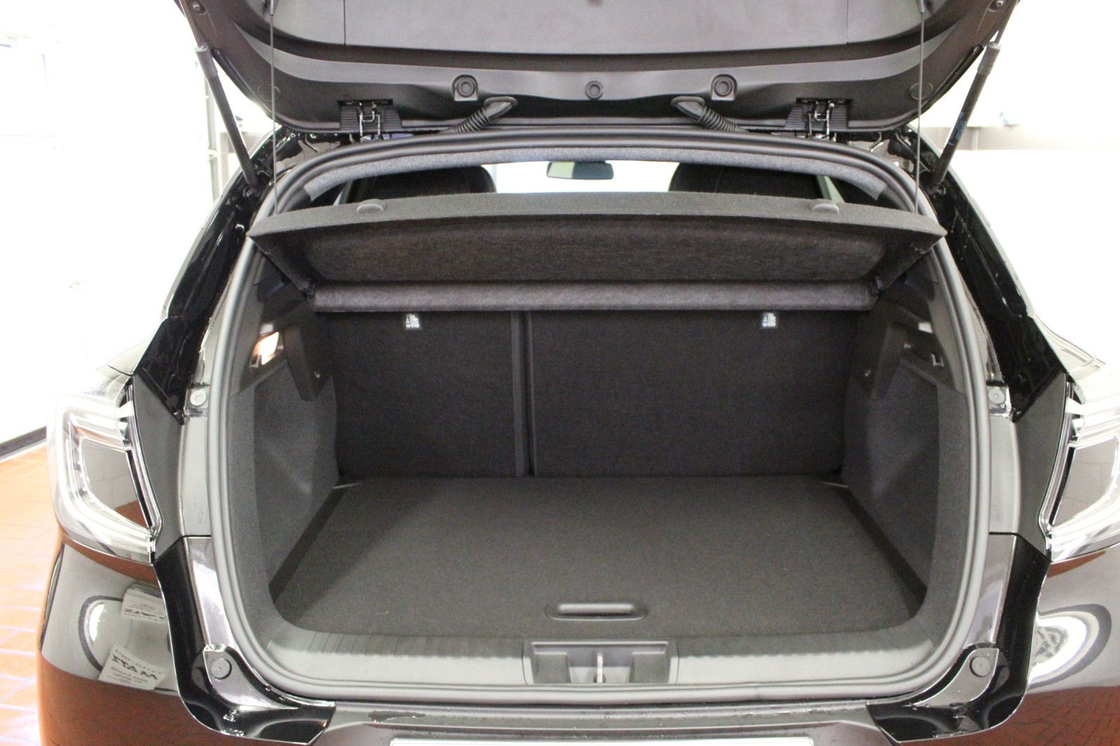 Fahrzeugabbildung Renault Captur TCe 115 KISS Sondermodell *Winter-Pak*Nav