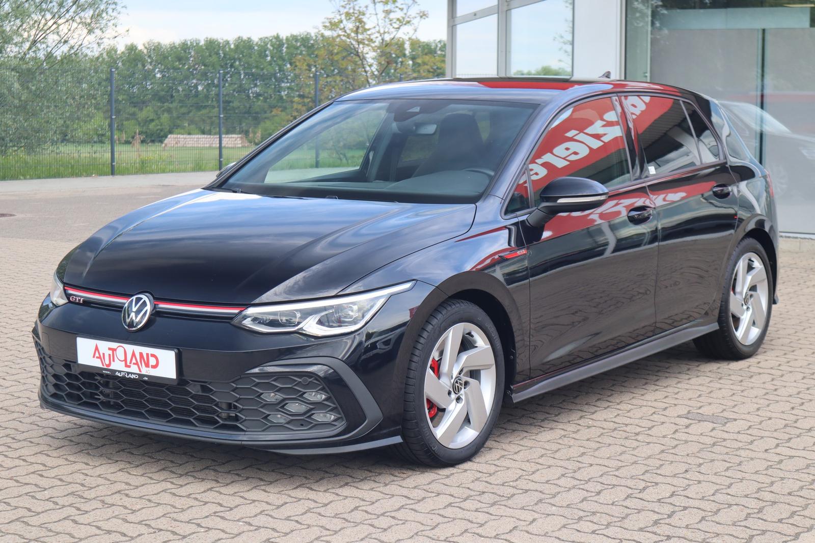 Volkswagen Golf VIII 2.0 TSI GTI DSG LED Navi ACC Kamera