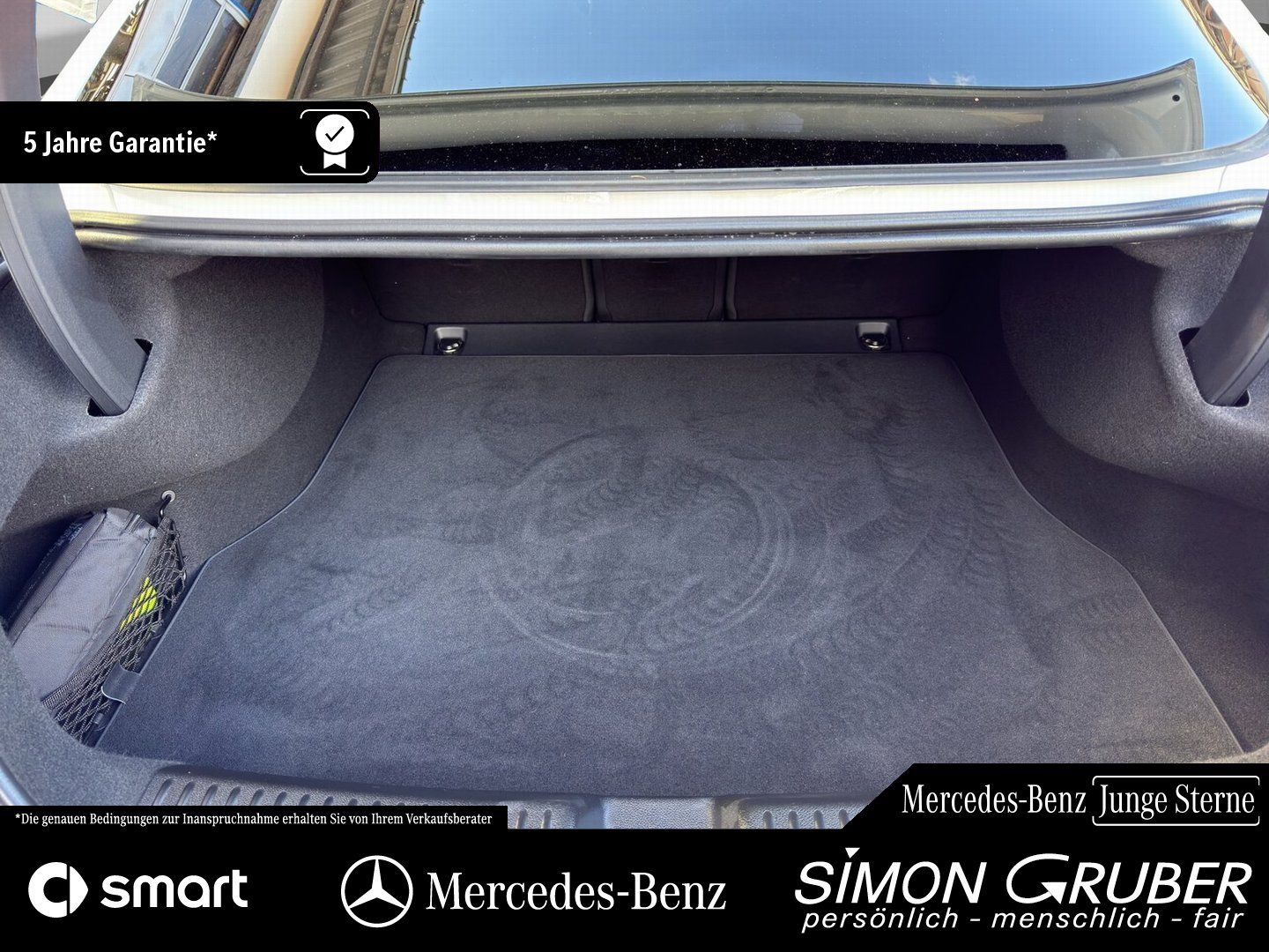 Fahrzeugabbildung Mercedes-Benz CLA 250+ EQ AMG HUD 360 Voll-Leder MBeam AHK
