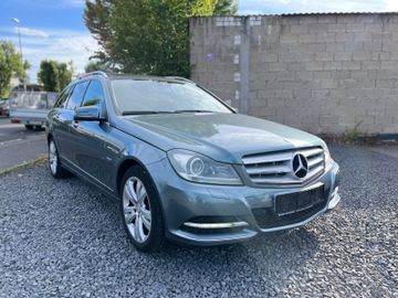 Mercedes C 200 - 3