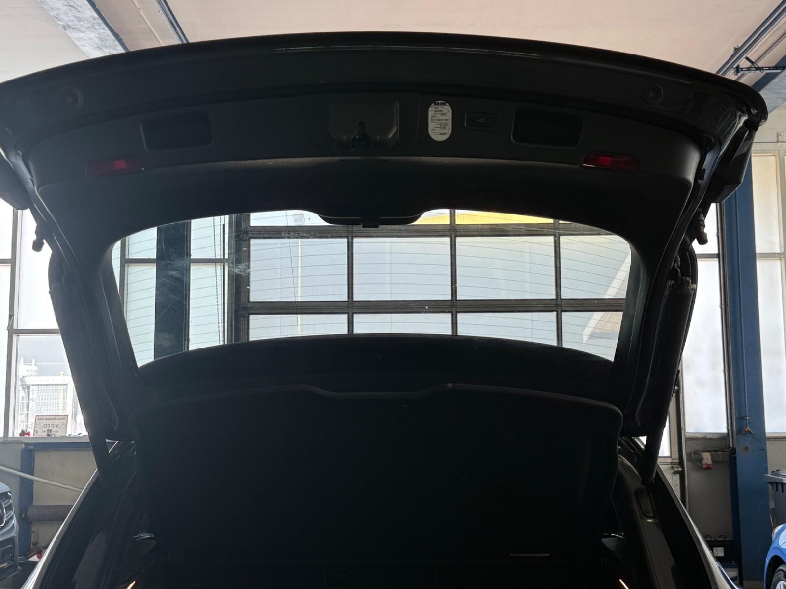 PORSCHE MACAN 340 ch 4X4 BVA - HAYON ÉLECTRIQUE - TOIT OUVRANT - TOIT PANORAMIQUE