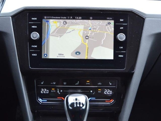 Passat Variant 2.0 TDI Business AHK/LED/NAVI+VZE