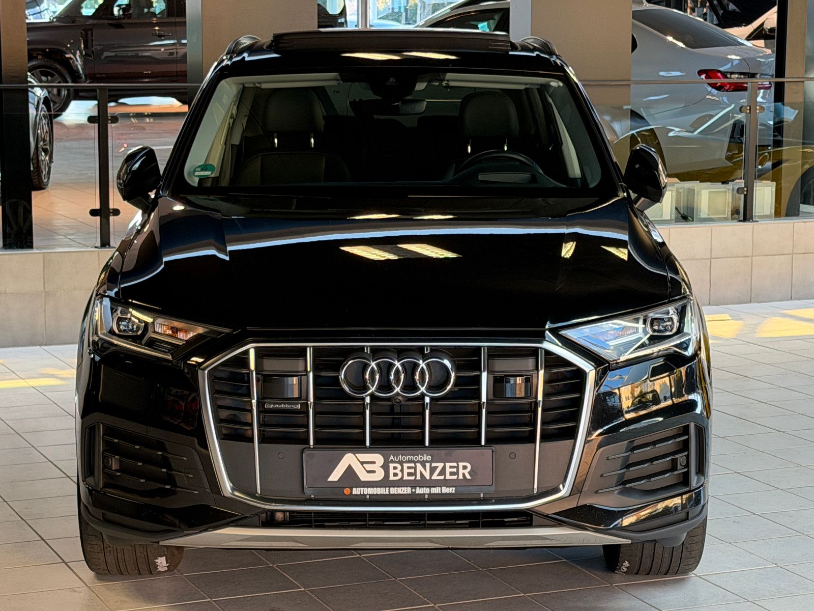 Fahrzeugabbildung Audi Q7 50 TDI Quattro/7-SITZE/PANO/HUD/AMBIENTE/KAME