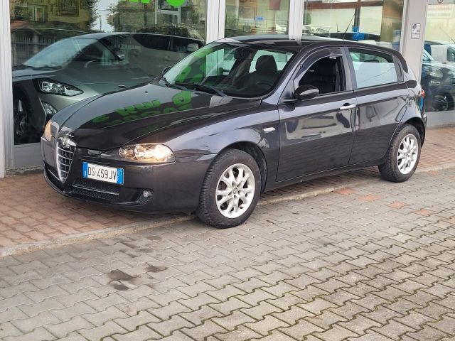 Alfa Romeo 147 1.6 16V TS (105) 5 porte Progress