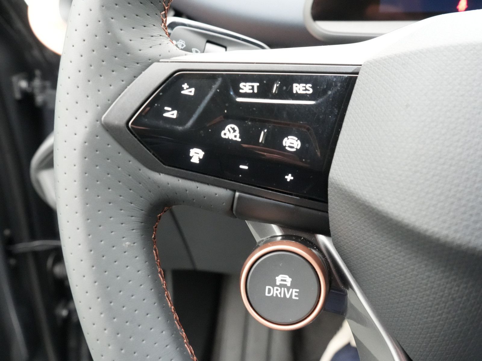 Cupra Tavascan - Bild 16