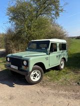Land Rover Santana DC 2500 - Land Rover Defender in Hannover