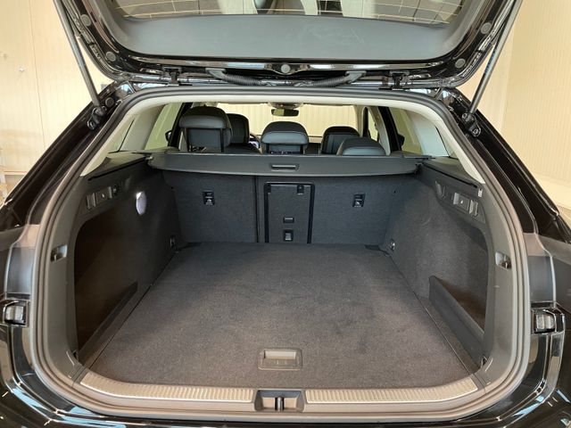 Passat Variant Business 1.5 eTSI DSG LED ACC RFK