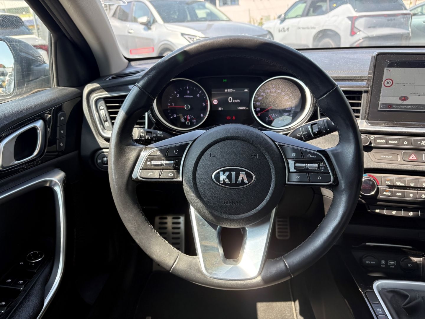 Fahrzeugabbildung Kia Ceed_sw Sportswagon Platinum Edition 1.6 CRDi EU