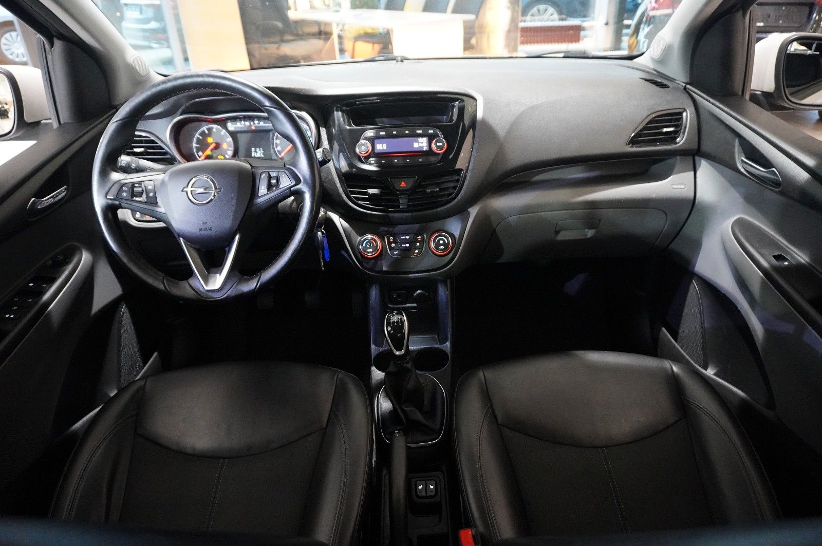 Fahrzeugabbildung Opel Karl 1.0 INNOVATION SHZ/KLIMAAUTOMATIK/ALU