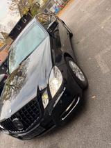 Mercedes-Benz Mersedes E klasse - Mercedes-Benz: Mersedes