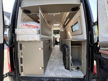 HYMER ERIBA HYMERCAR Grand Canyon S 700 4x4 CLESANA Autarkie AHK VOLL