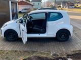 Volkswagen VW up! 1.0 / gepflegt / unfallfrei / TÜV 03/27  - VW up! von privat