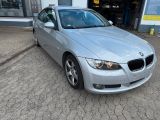 BMW 320 Baureihe 3 Coupe 320i - BMW 320 aus 2007: Coupé