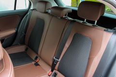 MERCEDES-BENZ A 200 / BUSINESS PAKET / NAVIGATION