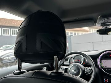 Fahrzeugabbildung MINI Cooper S Steptr. H&K Leather CarPlay Navi GRA BT