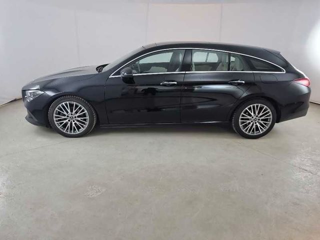 Mercedes-Benz MERCEDES-BENZ CLA 200 d Automatic Sport SHOOTING