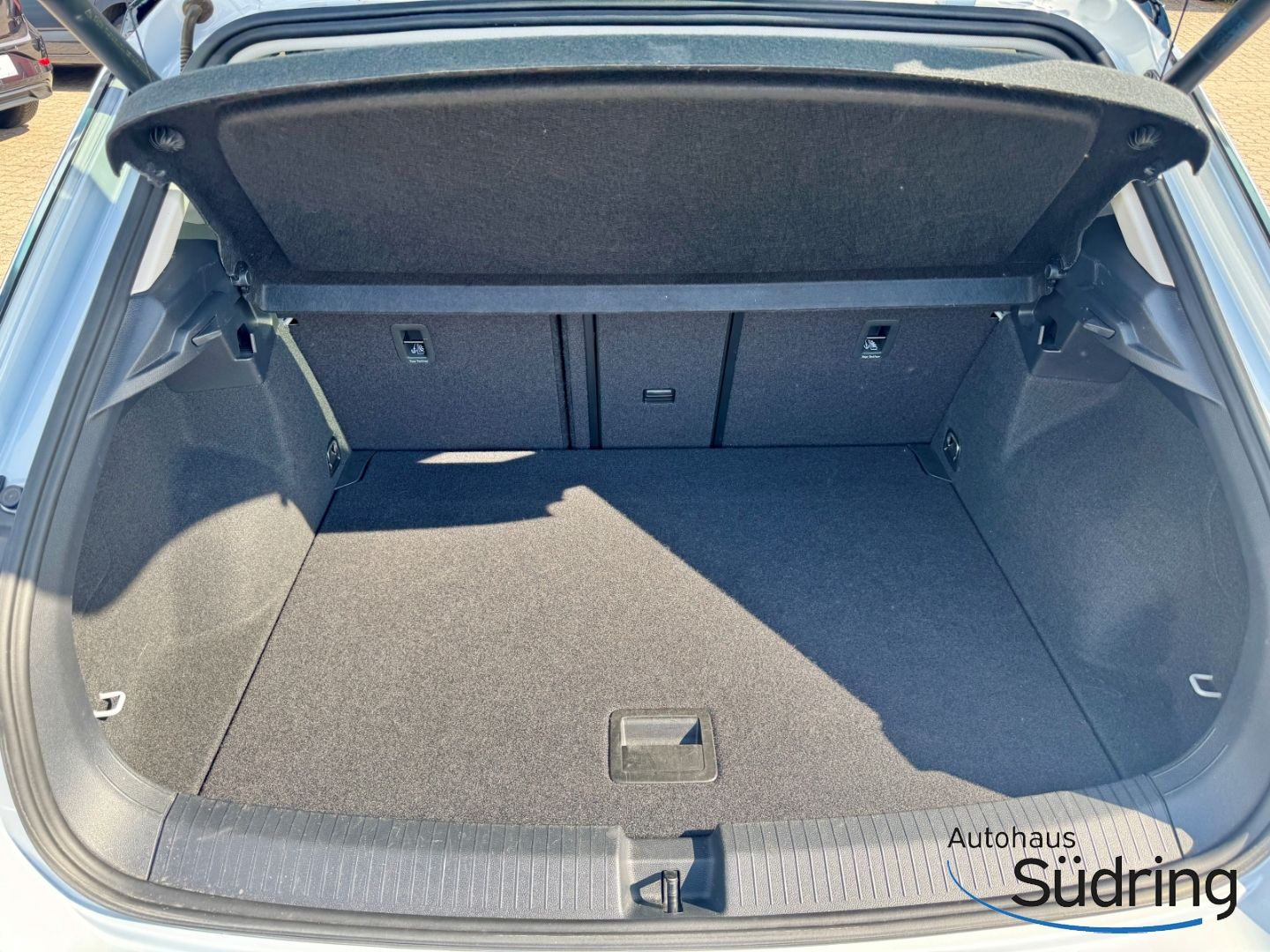 T-Roc 1,5 TSI IQ.DRIVE Navi LED El. Heckklappe