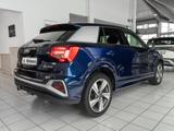 Audi Q2 S line 35 TFSI AHK Kam. Navi Sportp. el.Heck - blaue Audi Q2