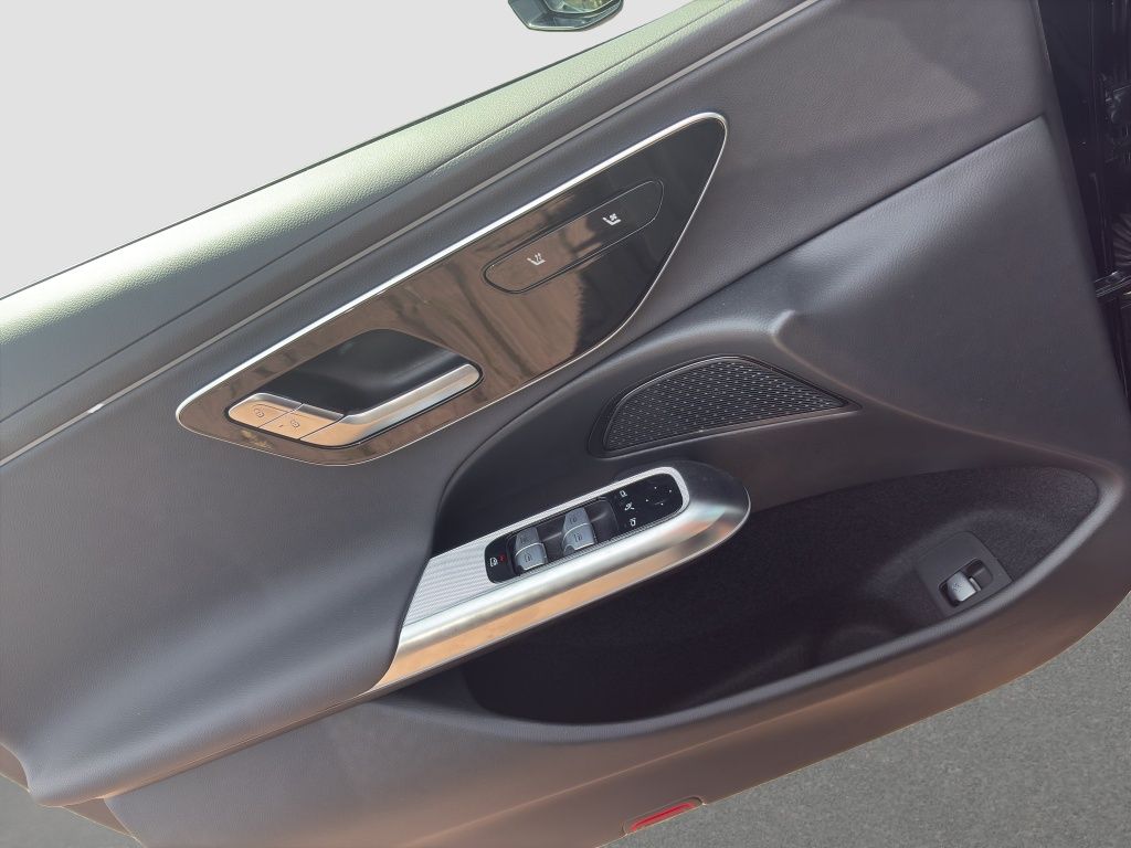 Fahrzeugabbildung Mercedes-Benz E 200 d T TAXI Avantgarde*LED*DISTRONIC*PDC*RFK