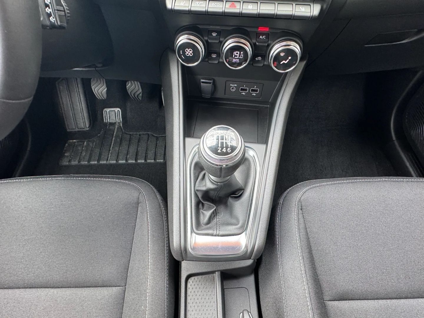 Captur II 1.3 TCe Experience *LED*SH*KLIMA*GJR*