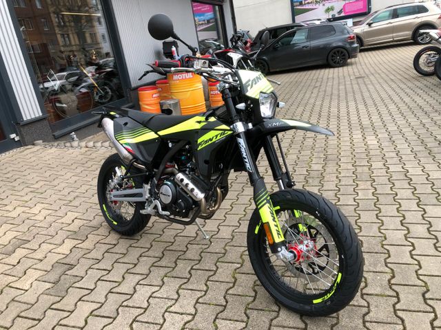 Fantic XMF 125 Motard Performance / Sofort verfügbar !