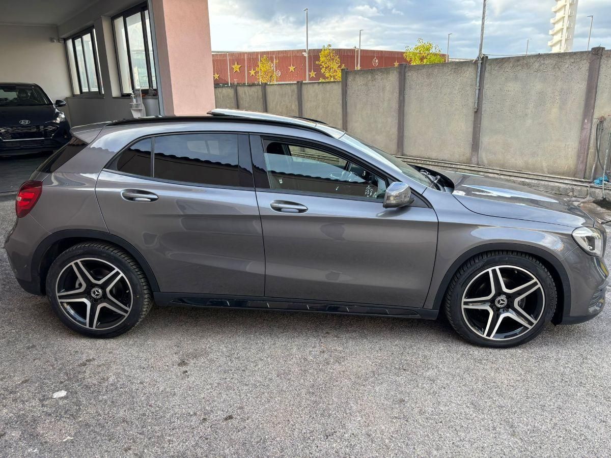 MERCEDES-BENZ MERCEDES Classe GLA 200 d Automatic 4Matic Premi