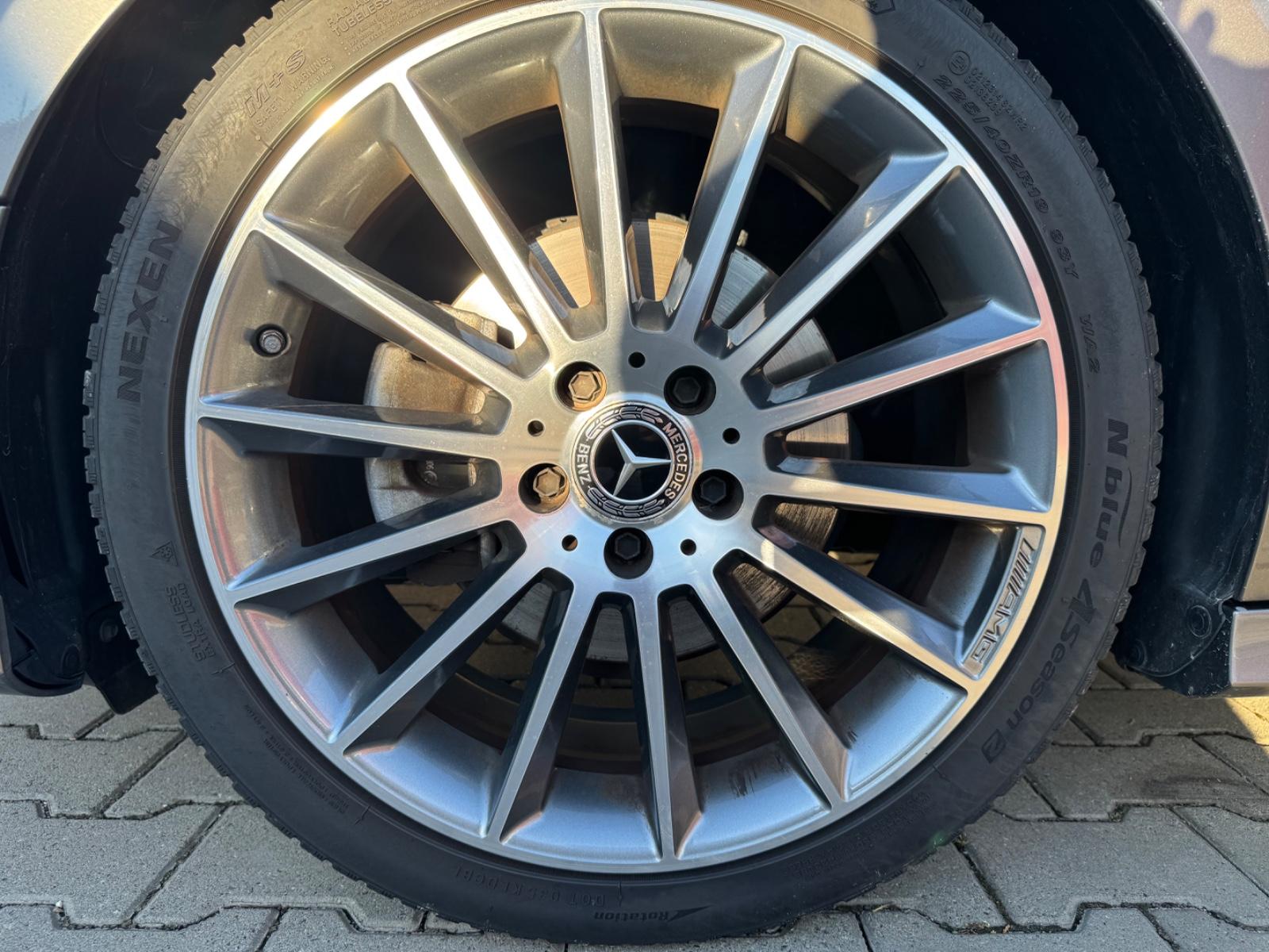 Mercedes-Benz A-Class AMG LINE Scheckheftgeplegt Burmester Sound, миниатюра 11