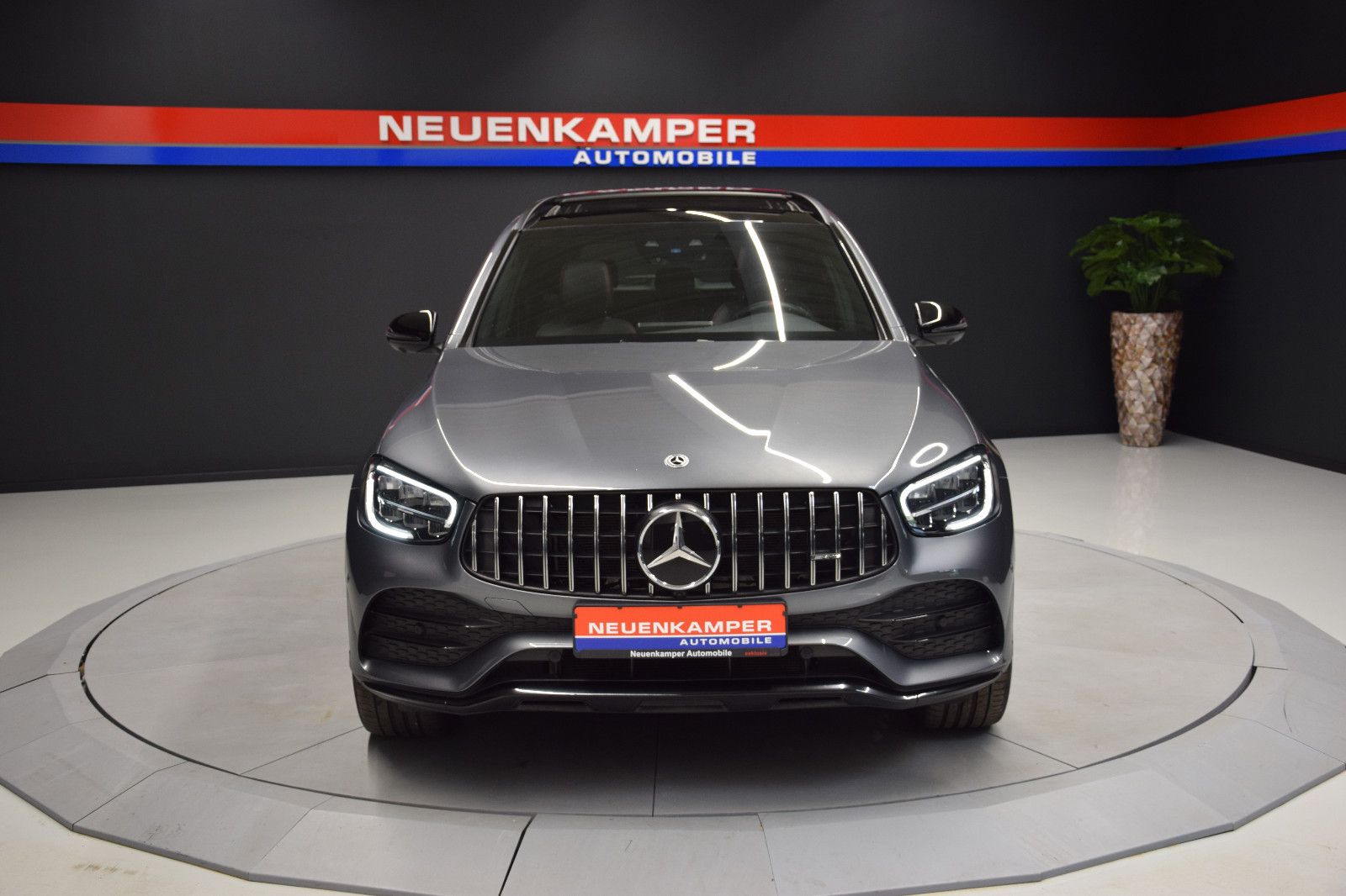 Fahrzeugabbildung Mercedes-Benz GLC 43 AMG 4Matic Pano