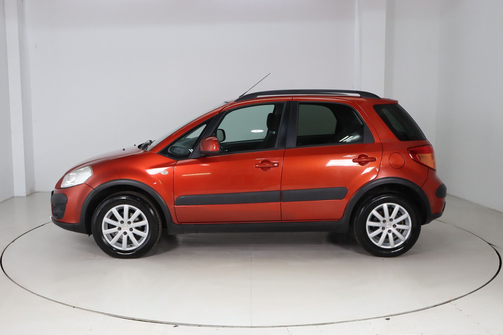 Fahrzeugabbildung Suzuki SX4 1.6 VVT 4WD * Allrad * Club