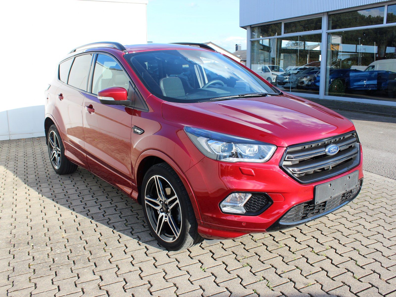 Fahrzeugabbildung Ford Kuga ST-Line 1,5 EcoBoost Start/Stopp