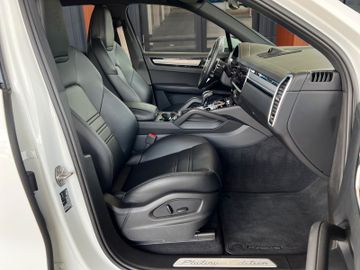 Porsche Cayenne - 6