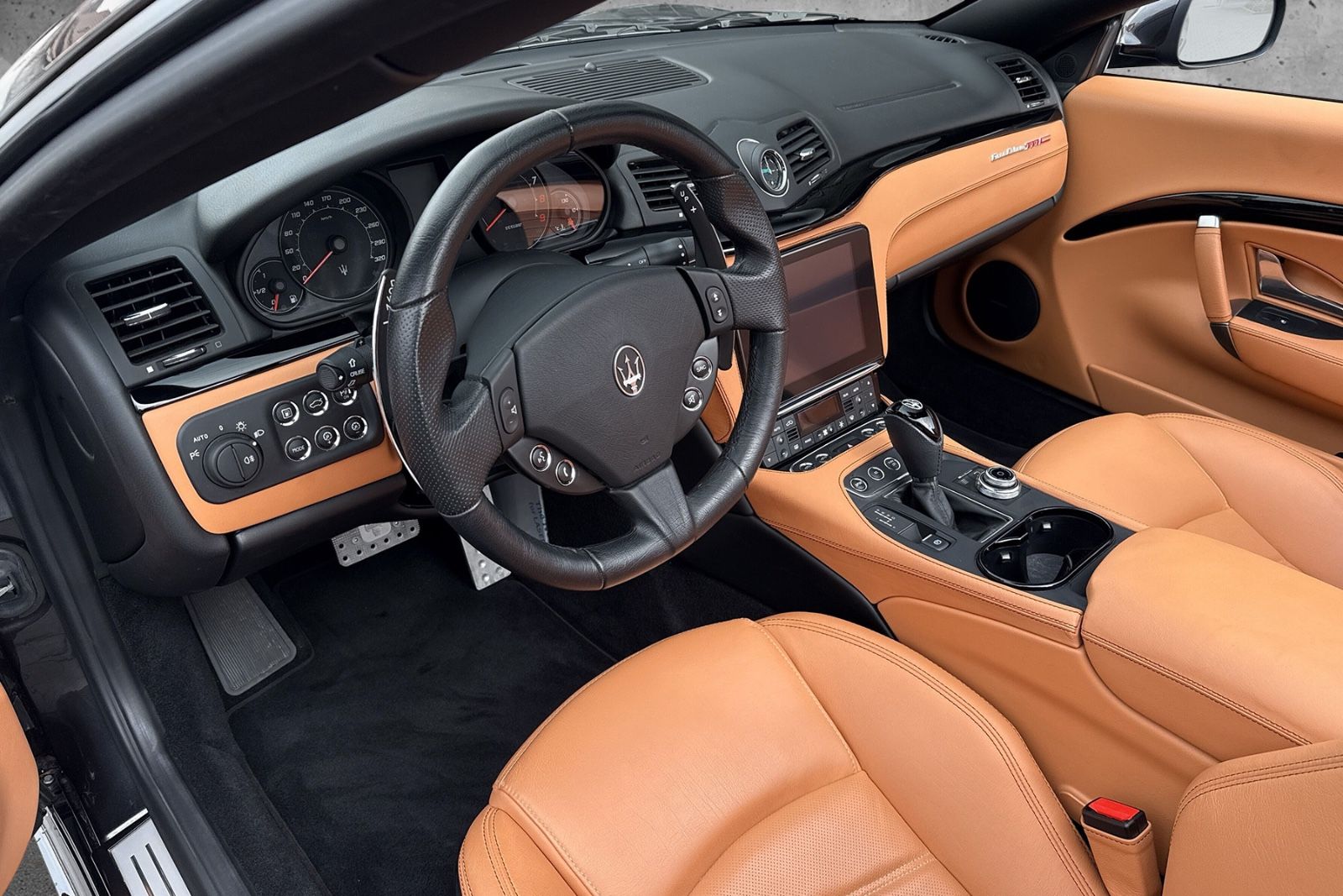 Fahrzeugabbildung Maserati GranCabrio MC*Dt. Auto*1.Hand*Facelift