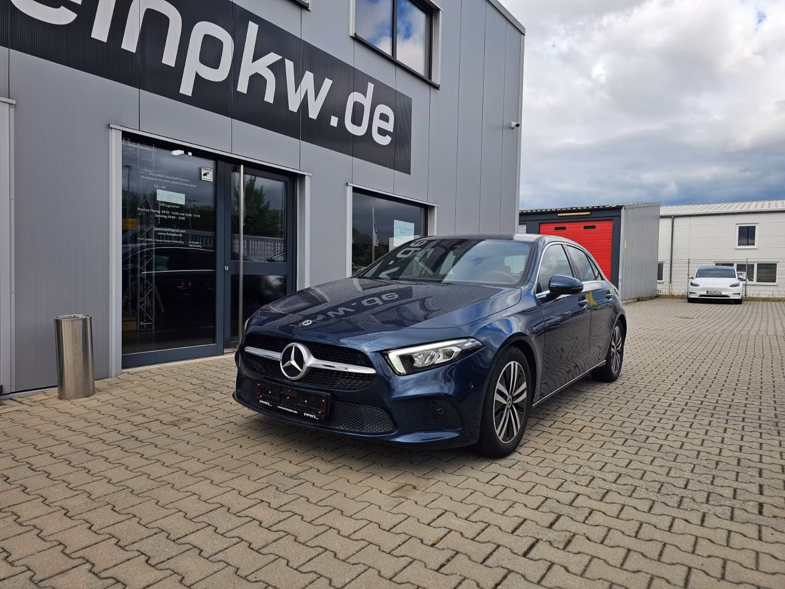 Mercedes-Benz A 180 PROGRESSIVE Rcam Keyless LED HIGT PERFORMA