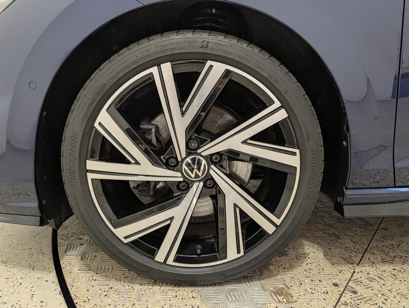 Volkswagen Golf 2.0 TSI DSG R-Line Matrix Navi Sound ACC vi, миниатюра 10