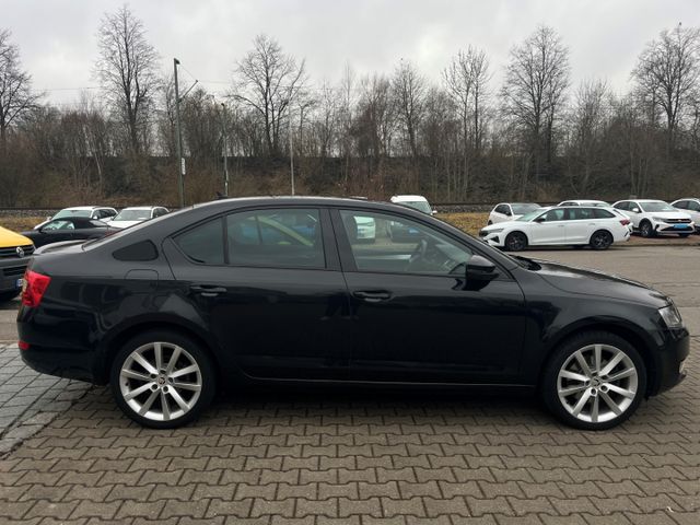 Octavia 1.8TSI 4x4 DSG Style - Navi*Xenon*Canton