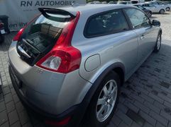 Fahrzeugabbildung Volvo C30 2.0 D Momentum Schiebedach*Parksensor*Sitzhe