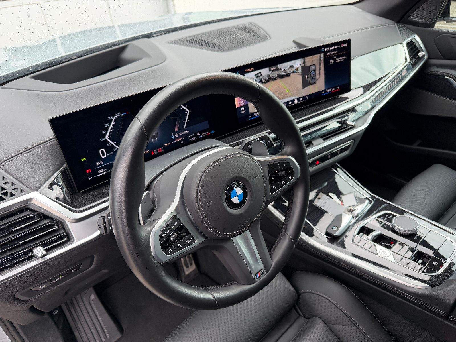Fahrzeugabbildung BMW X5 30 d xDrive M Sport/HEAD-UP/360°/SOUND/AMBIEN
