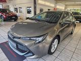 Toyota Corolla Comfort - Toyota Corolla Comfort mit Benzin-Antrieb