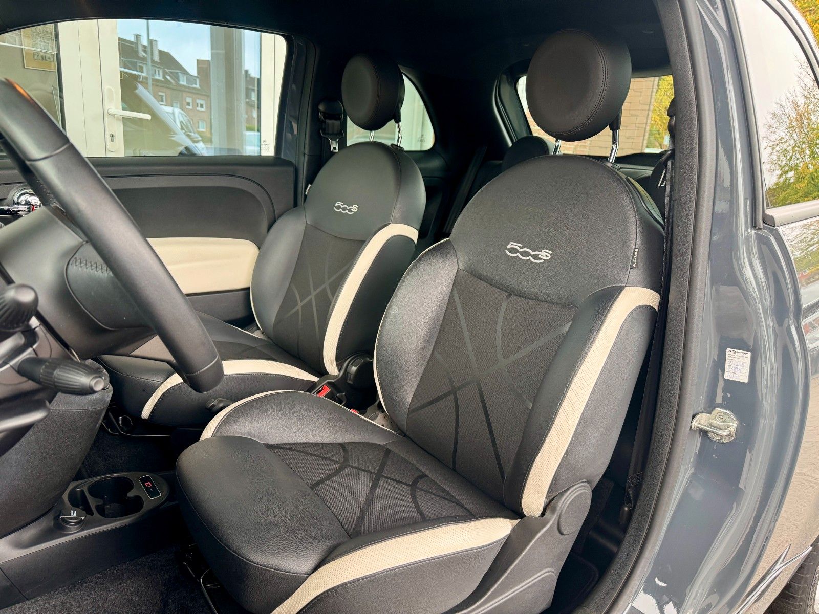 Fahrzeugabbildung Fiat 500 s Leder/Bluetooth/Sportpaket